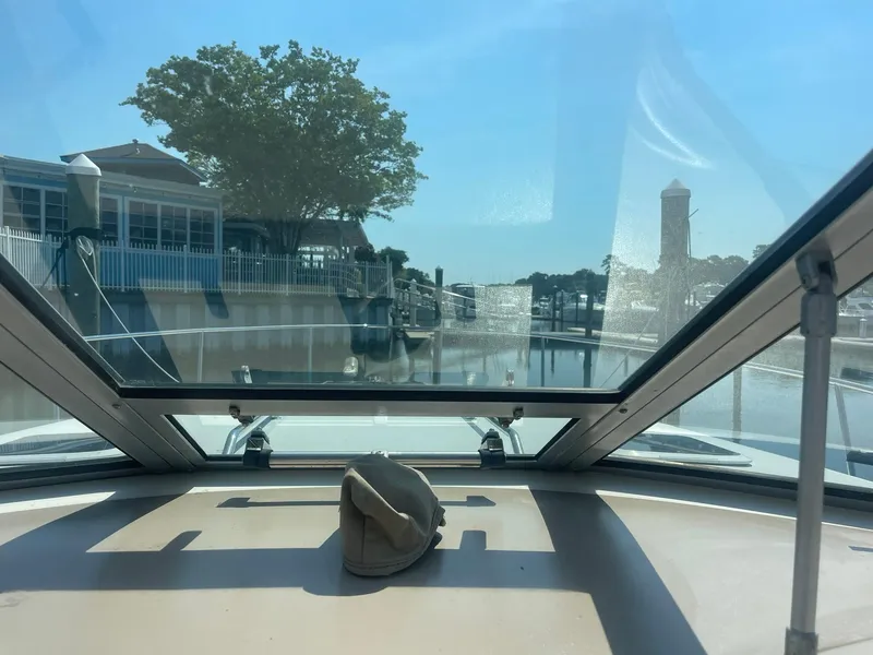 Slide: The Image of POWER VENT WINDOW!! - 48