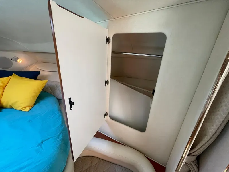 Slide: The Image of HANGING CLOSET TO STBD. - 5