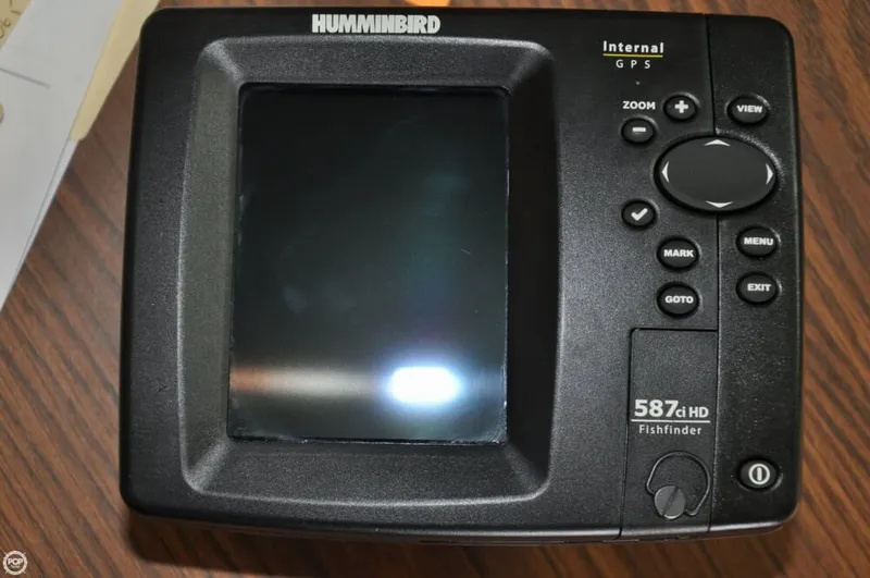Slide: The Image of Sea Hunt XP 21 Center Console Bay 2012 - 5