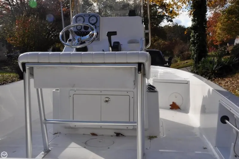 Slide: The Image of Sea Hunt XP 21 Center Console Bay 2012 - 7
