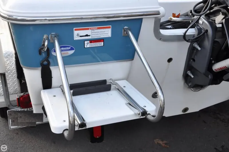Slide: The Image of Sea Hunt XP 21 Center Console Bay 2012 - 9