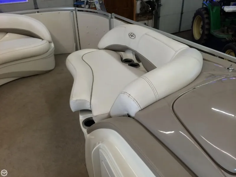 Slide: The Image of Harris 230 Flotebote Royal Heritage 2008 - 3