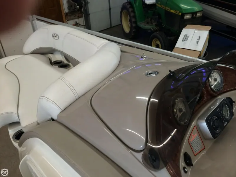 Slide: The Image of Harris 230 Flotebote Royal Heritage 2008 - 5
