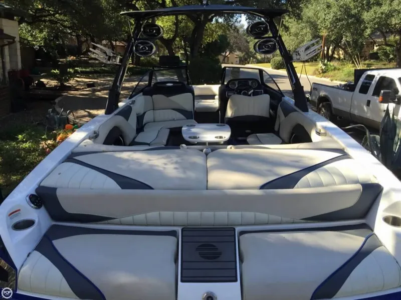 Slide: The Image of Malibu Wakesetter 247 LSV 2014 - 3