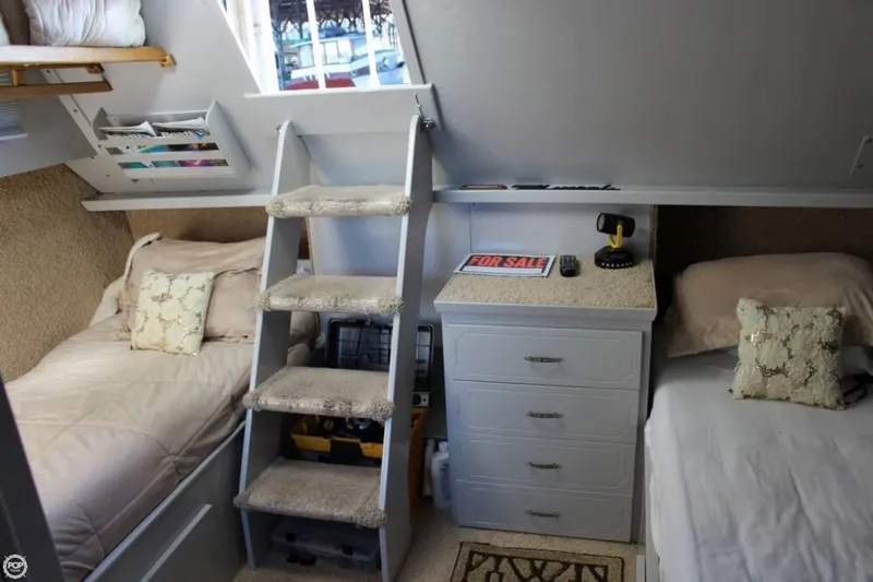 Slide: The Image of Tollycraft 34 Tri-Cabin 1975 - 1