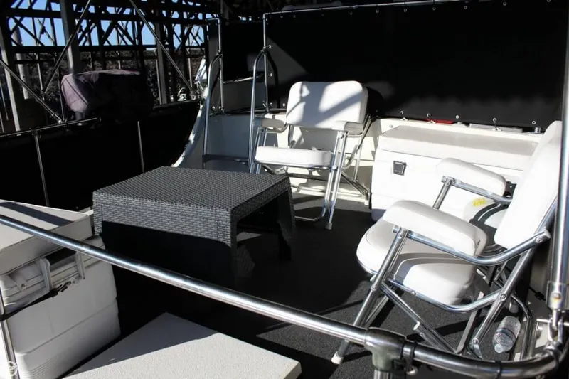 Slide: The Image of Tollycraft 34 Tri-Cabin 1975 - 8