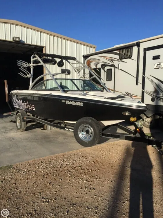 Slide: The Image of Moomba Mobius LSV 2010 - 10