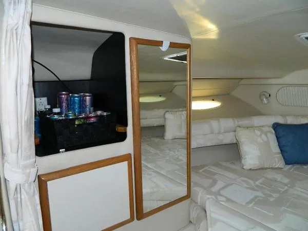 Slide: The Image of Sea Ray Sundancer 1997 - 10
