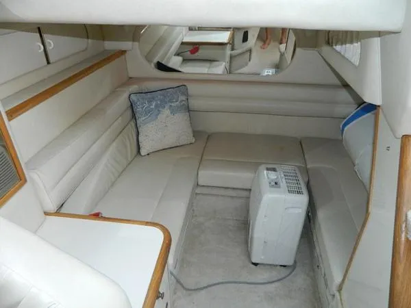 Slide: The Image of Sea Ray Sundancer 1997 - 3