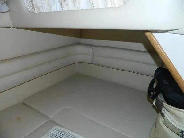 Slide: The Image of Sea Ray Sundancer 1997 - 4