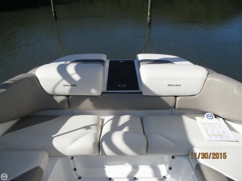 Slide: The Image of Sea-Doo 230 Challenger 2009 - 11