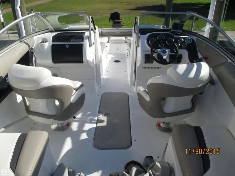 Slide: The Image of Sea-Doo 230 Challenger 2009 - 2