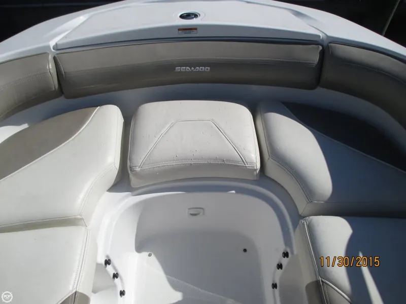 Slide: The Image of Sea-Doo 230 Challenger 2009 - 7