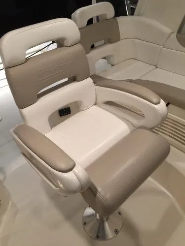 Slide: The Image of Boston Whaler 345 Conquest 2008 - 6