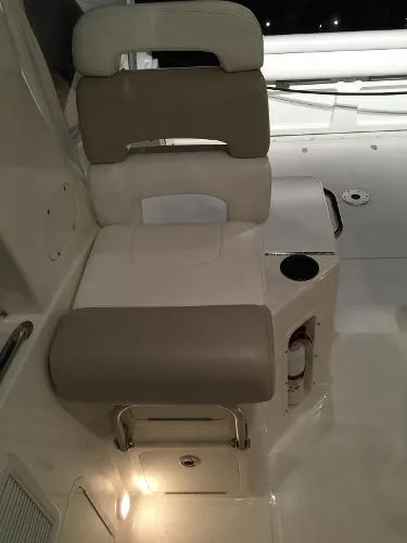 Slide: The Image of Boston Whaler 345 Conquest 2008 - 7