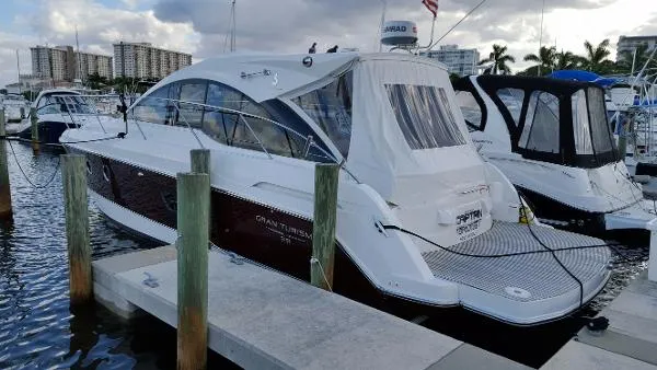 Slide: The Image of Beneteau GT 38 2014 - 1