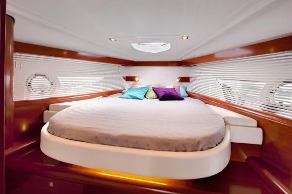 Slide: The Image of Beneteau GT 38 2014 - 6