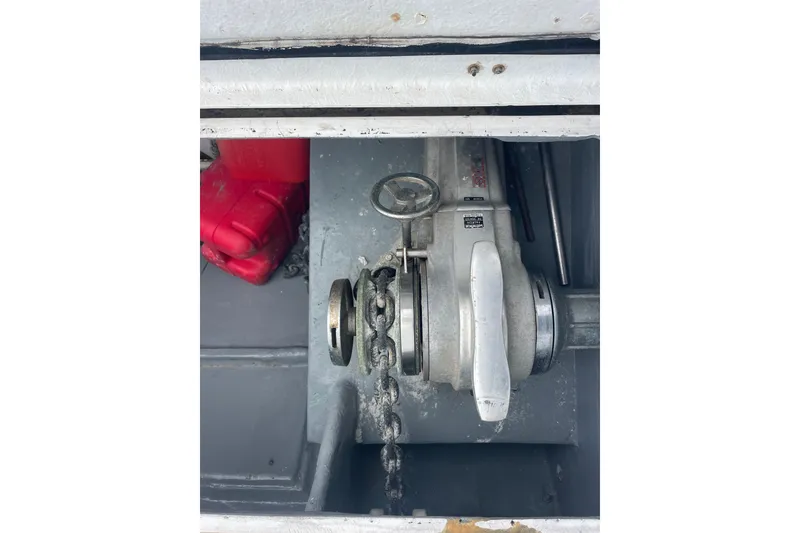 Slide: The Image of Anchor windlass mechanism on a 2004 Lagoon 570 yacht. - 11