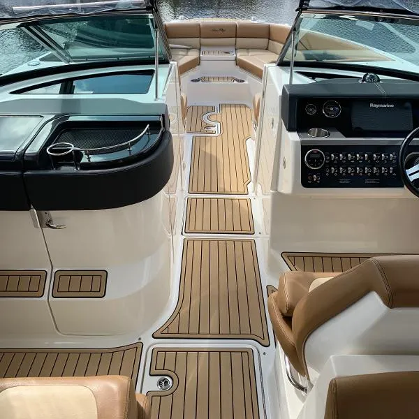 Slide: The Image of Sea Ray 350 SLX 2015 - 6
