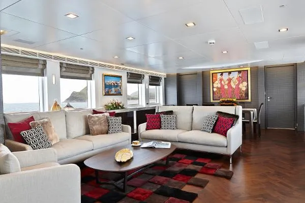 Slide: The Image of Kingship Marine Ltd. Motor Yacht 2012 - 7