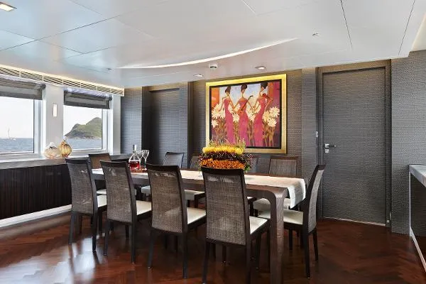 Slide: The Image of Kingship Marine Ltd. Motor Yacht 2012 - 8