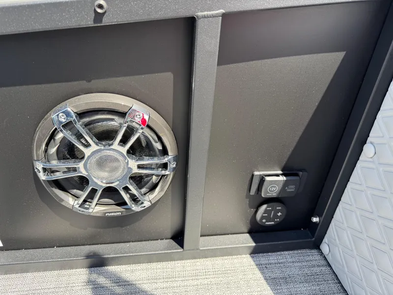 Slide: The Image of Speaker and control panel on 2026 JC SportToon 24 TT DSL boat. - 23