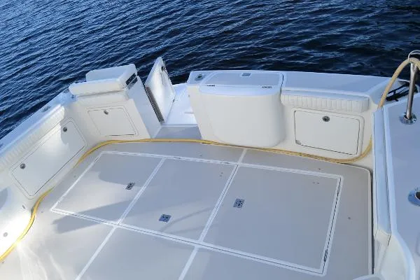 Slide: The Image of Riviera 42 Flybridge 2004 - 8