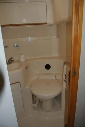 Slide: The Image of Sea Ray 45 Sundancer 1996 - 5