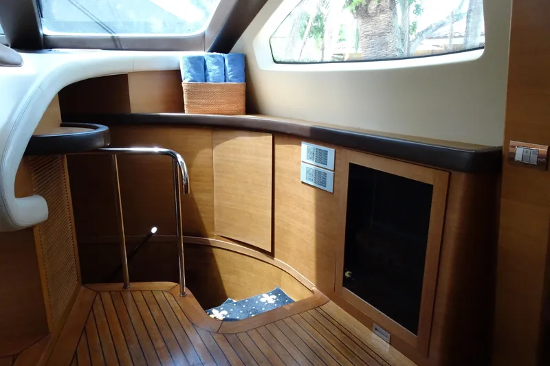 Slide: The Image of Luxurious leather seating inside 2010 Azimut 100 Leonardo yacht cabin. - 30