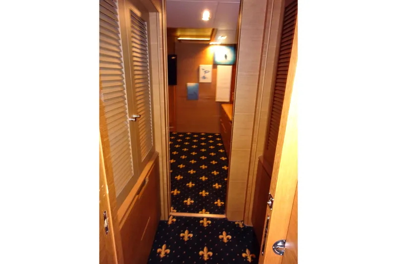 Slide: The Image of Luxurious twin cabin interior on 2010 Azimut 100 Leonardo yacht with stylish decor. - 44