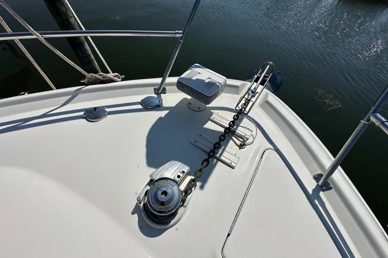 Slide: The Image of Bow of 1997 Sea Ray Sundancer 370 with anchor chain and winch. - 4