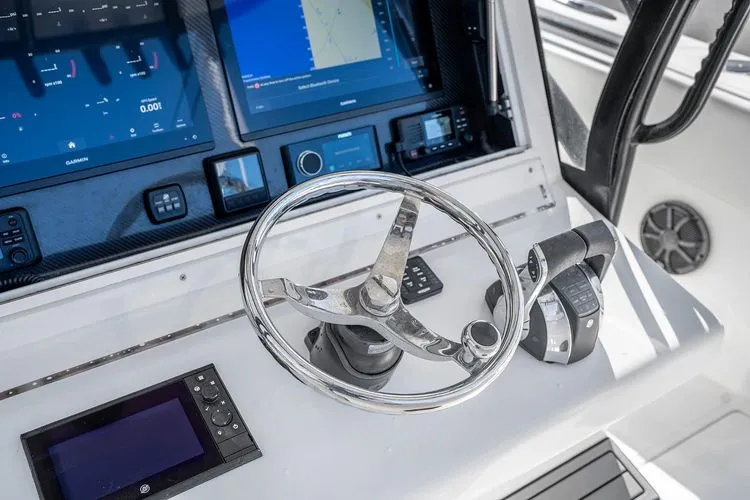 Slide: The Image of 2020 Seahunter 33 - Image 20 - 20