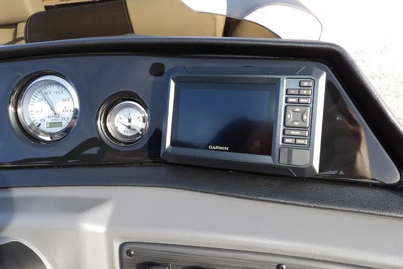 Slide: The Image of Dashboard of 2026 Bennington S 22 SSR with Garmin display and gauges. - 18