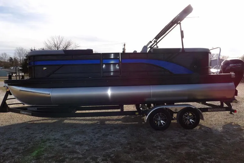 Slide: The Image of 2026 Bennington S 22 SSR pontoon boat on trailer, side view. - 3