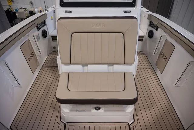 Slide: The Image of Yamaha 222 FSH Sport E 2026 - 12