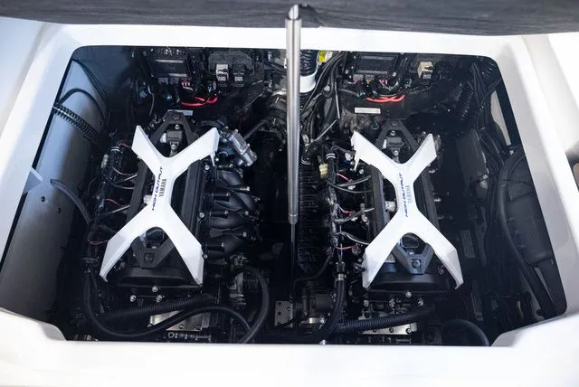 Slide: The Image of Yamaha 222 FSH Sport E 2026 - 16