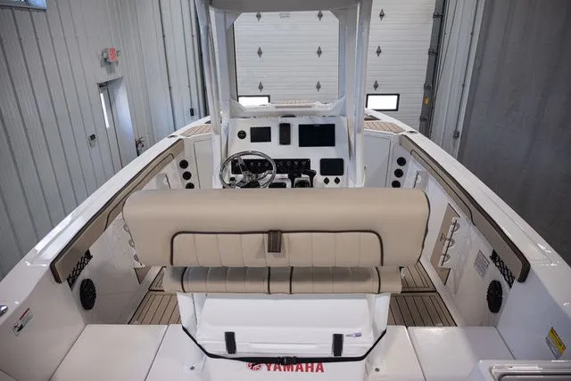 Slide: The Image of Yamaha 222 FSH Sport E 2026 - 5