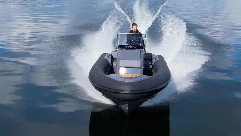 Slide: The Image of 2024 Northstar Orion 6 boat speeding on water. - 3