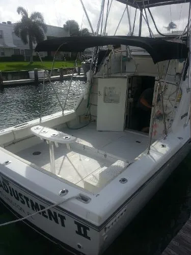 Slide: The Image of Phoenix Bass Boat Sportfish 1985 - 4