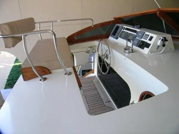 Slide: The Image of Midnight Lace Motor yacht 2003 - 5