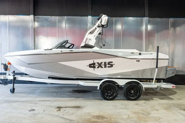 The Image of Axis Wake Research T220 2026 - 1