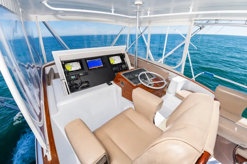 Slide: The Image of Custom Carolina 52 Convertible 1998 - 15