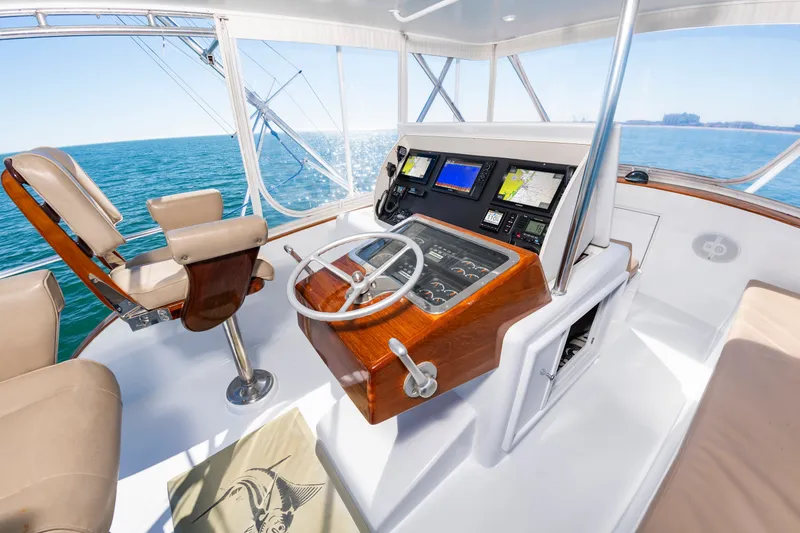 Slide: The Image of Custom Carolina 52 Convertible 1998 - 16