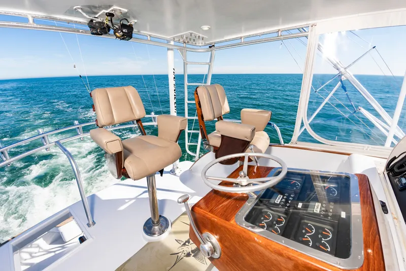 Slide: The Image of Custom Carolina 52 Convertible 1998 - 17