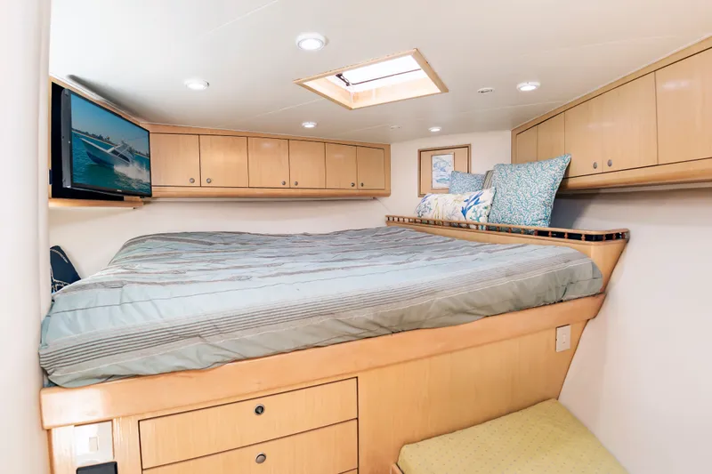 Slide: The Image of Custom Carolina 52 Convertible 1998 - 35