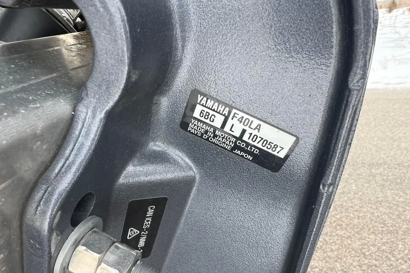 Slide: The Image of Close-up of Yamaha F40LA engine label on 2019 SunChaser Geneva Fish 20 Cnf. - 7