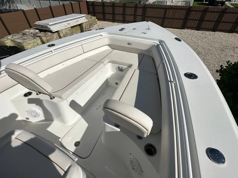 Slide: The Image of Interior view of a 2021 Sea Hunt Gamefish 27 boat. - 18