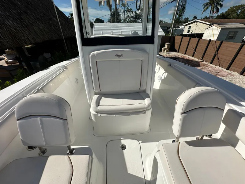 Slide: The Image of Interior view of a 2021 Sea Hunt Gamefish 27 boat. - 19