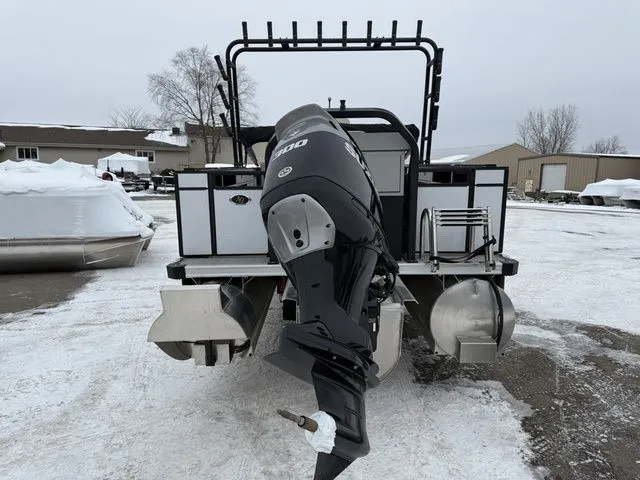 Slide: The Image of Angler Quest 8526 Pro Troll 2025 - 10