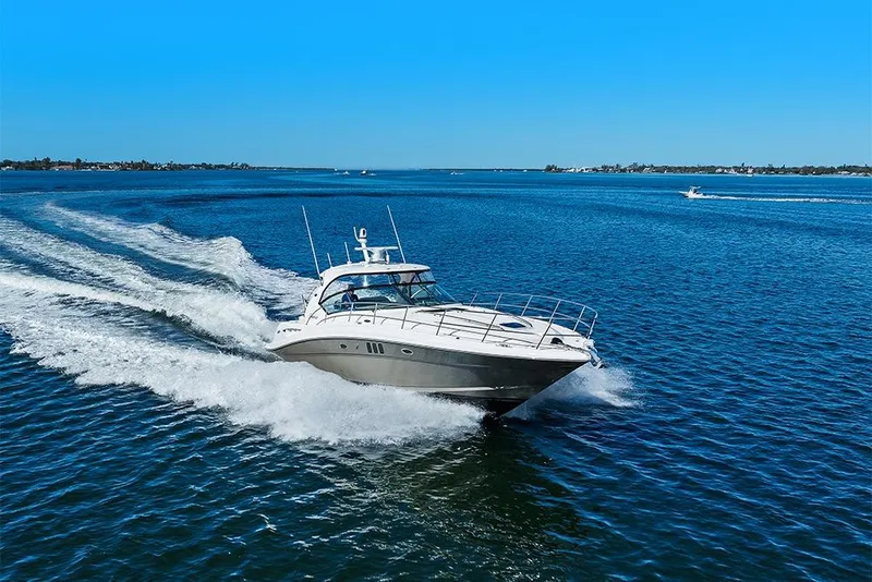 Slide: The Image of 2006 Sea Ray 44 Sundancer underway - 51